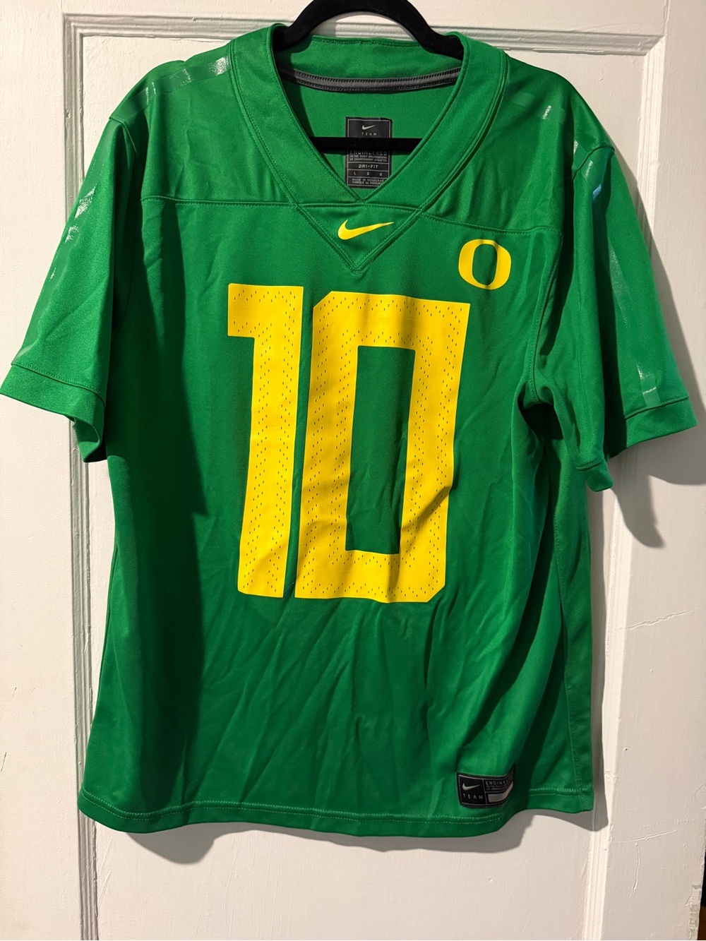 Nike Men's Green and Yellow College Football Jersey #10